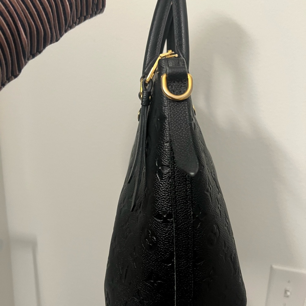 Louis Vuitton Black Monogram Handbag - Picture 5 of 16